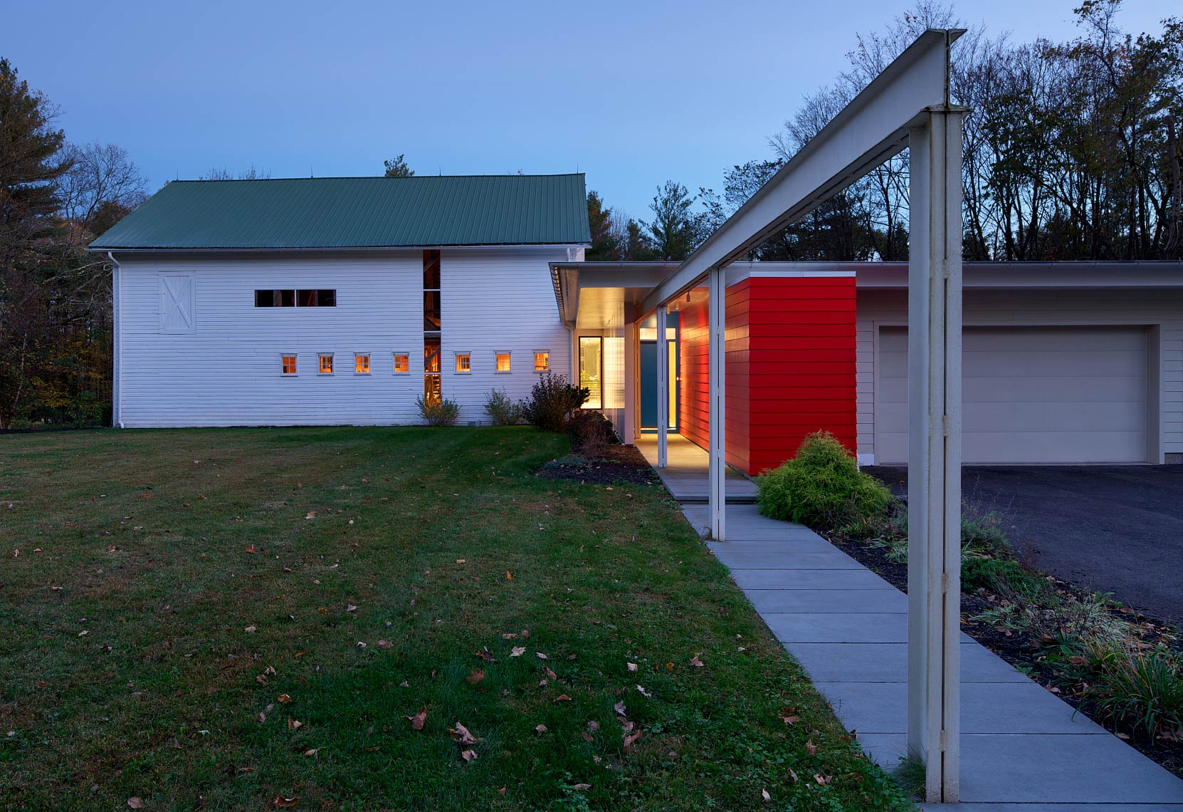Cherry Hill Road House - Front Exterior