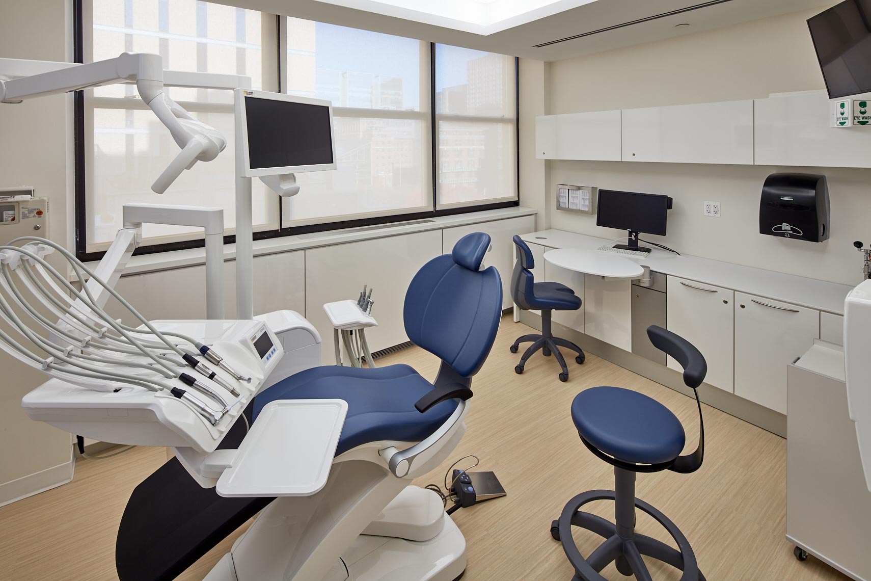 NYU | Dentistry - Endo, Comp, and Esthetic Dentistry - Operatory